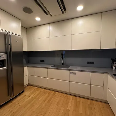 Daire Spacious Luxury Close To Marinela *